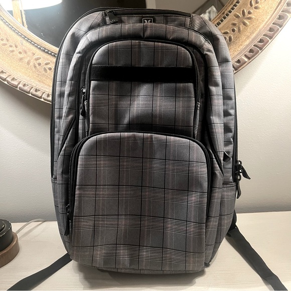 Hurley Backpack - Picture 1 of 7